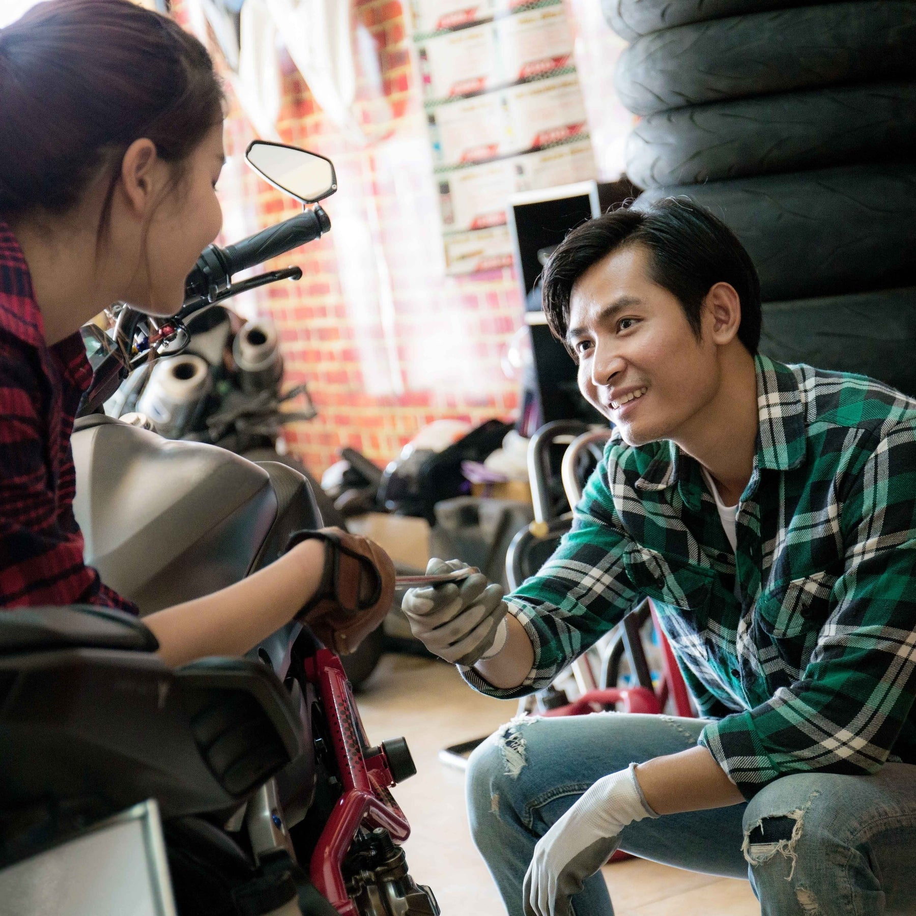 RoadKidz-Tips-to-Buying-New-Motorcycle-Parts